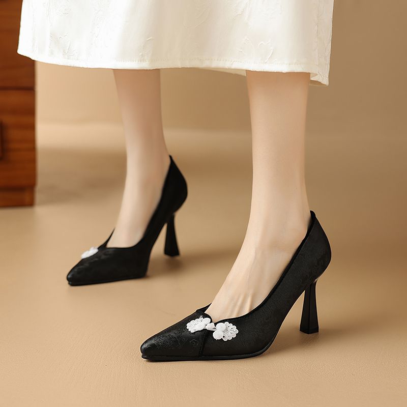 Eleganckie czółenka damskie OR – Ethnic Fashion Sale recenzja i cena